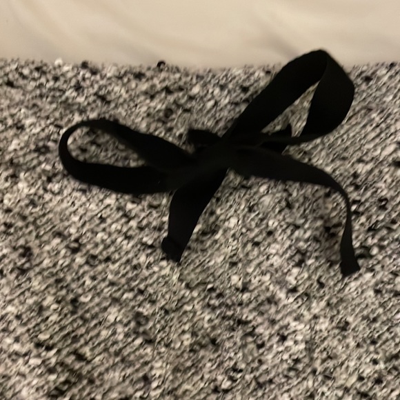 NWT LOFT Tweed Skirt - Picture 2 of 5